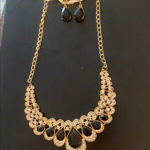 Elegant Black and Gold Necklace and Earring Set